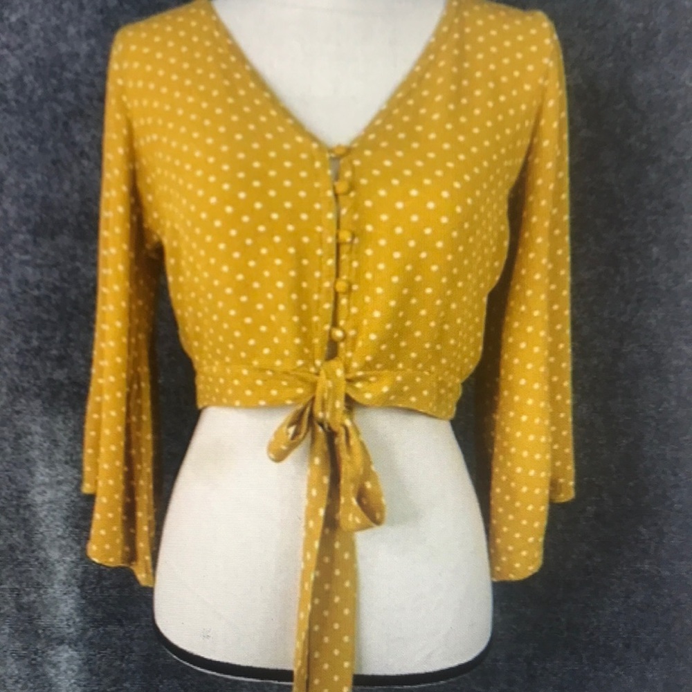 Active USA crop top womens s button tie front flare sleeve yellow with polka dot